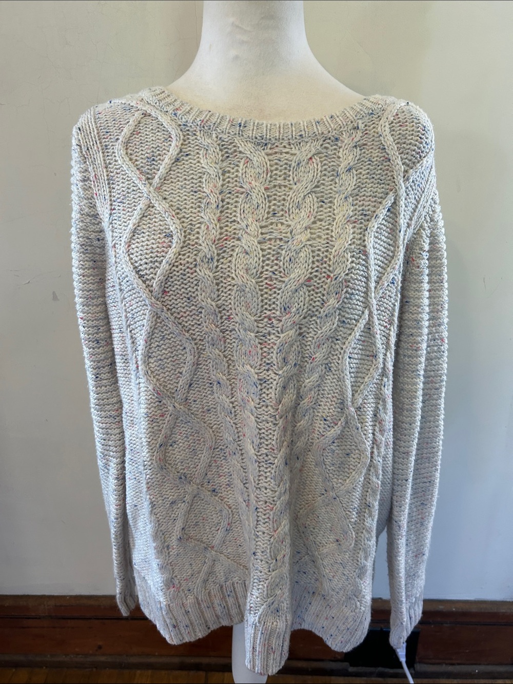 Sonoma Cozy Cream Cable Knit flecked Sweater Size L EUC